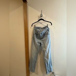 Abercrombie and Fitch 90s Relaxed Jean High Rise Women's Medium With Front Yoke